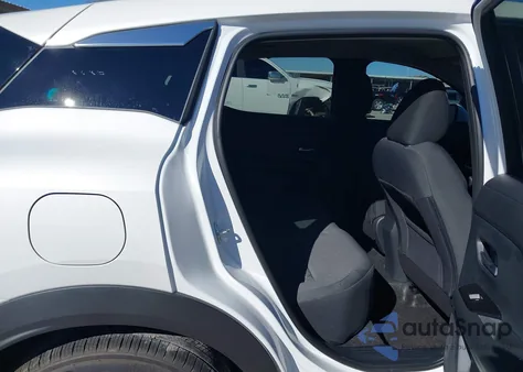 2025 Nissan Kicks Sv Intelligent Awd из США, поврежденный, VIN 3N8AP6CB8SL398889